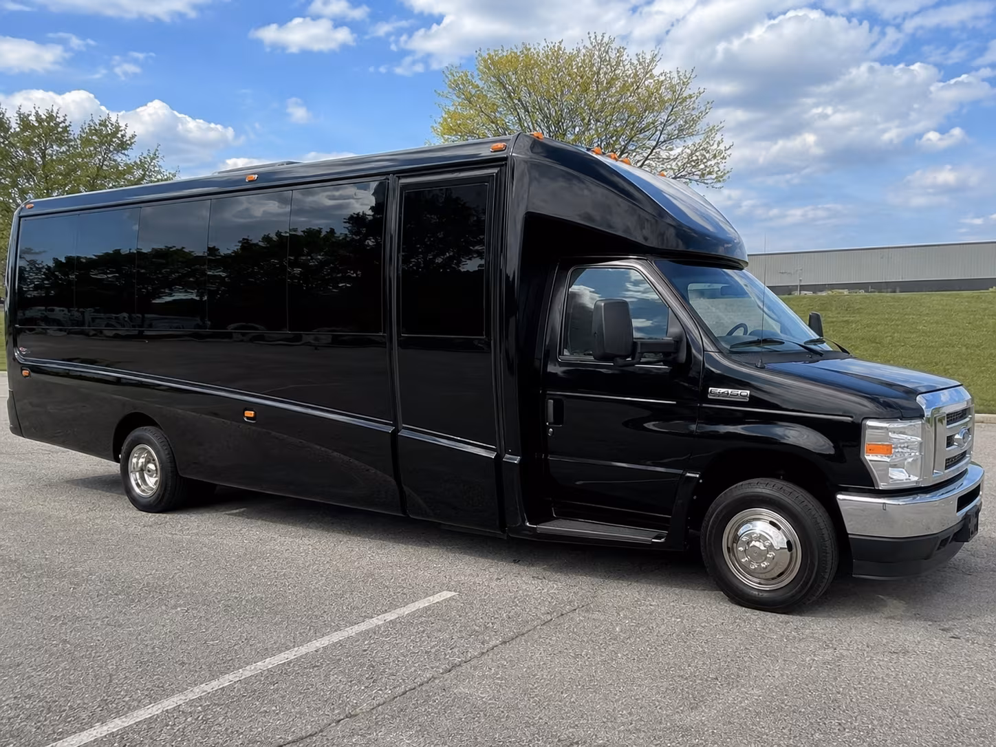 concert bus rentals for groups staying at rio rancho and west side hotels