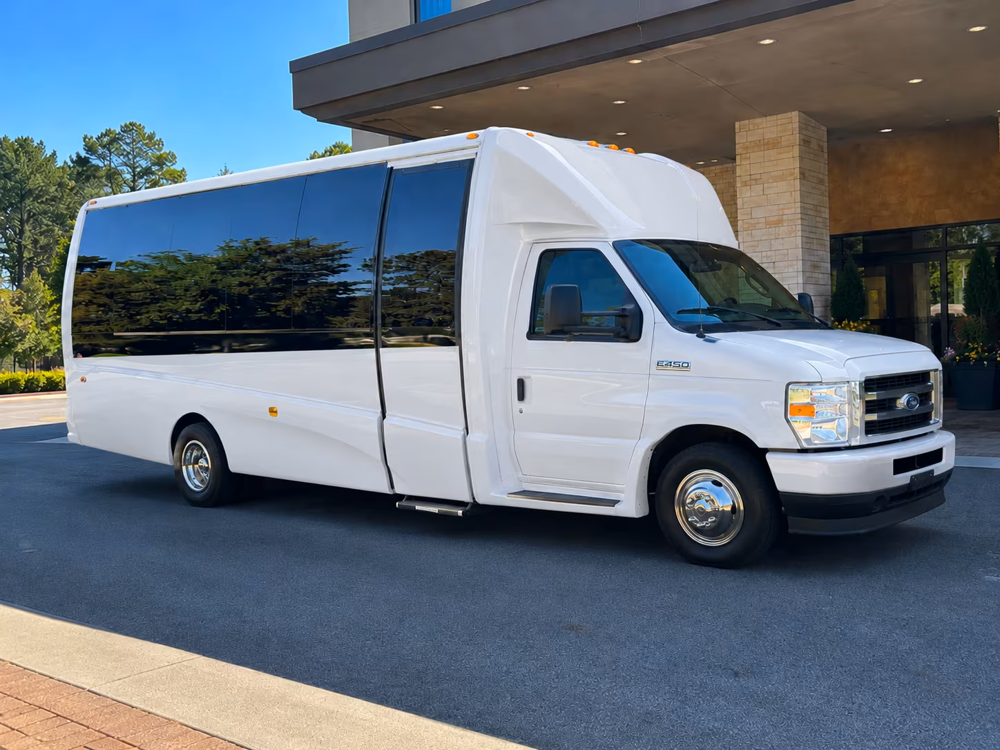employee shuttle buses for rio rancho s largest employers