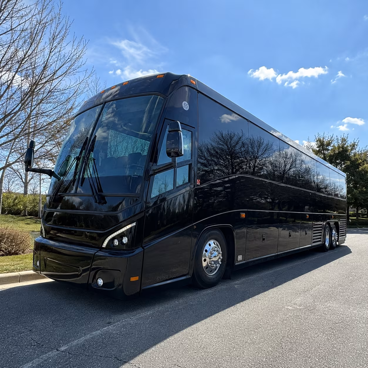 group hotel shuttle service between rio rancho and abq hotels